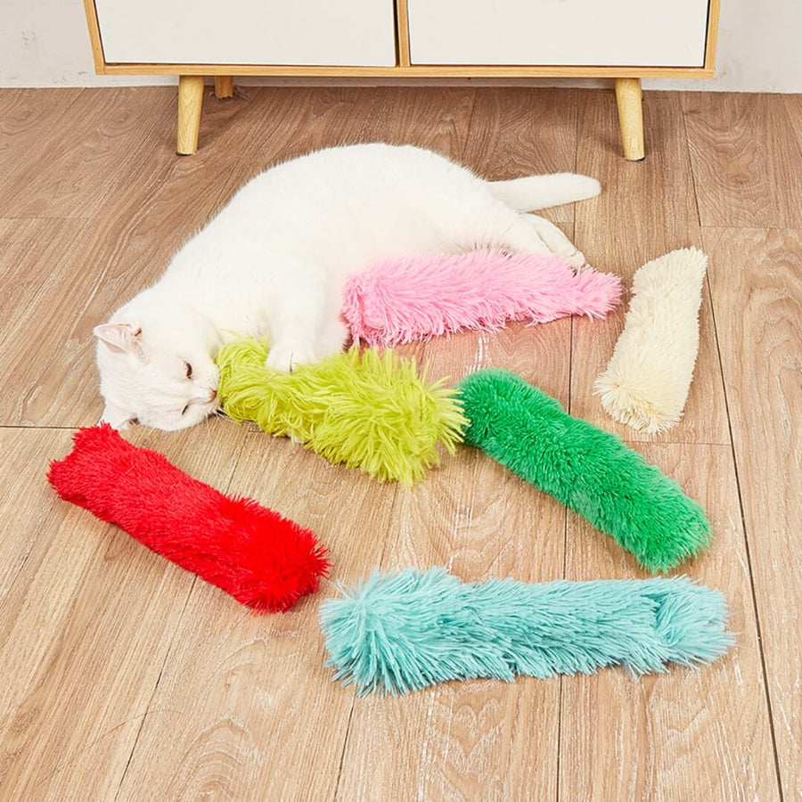 Cuddle & Kick™ Fuzzy Catnip Kicker